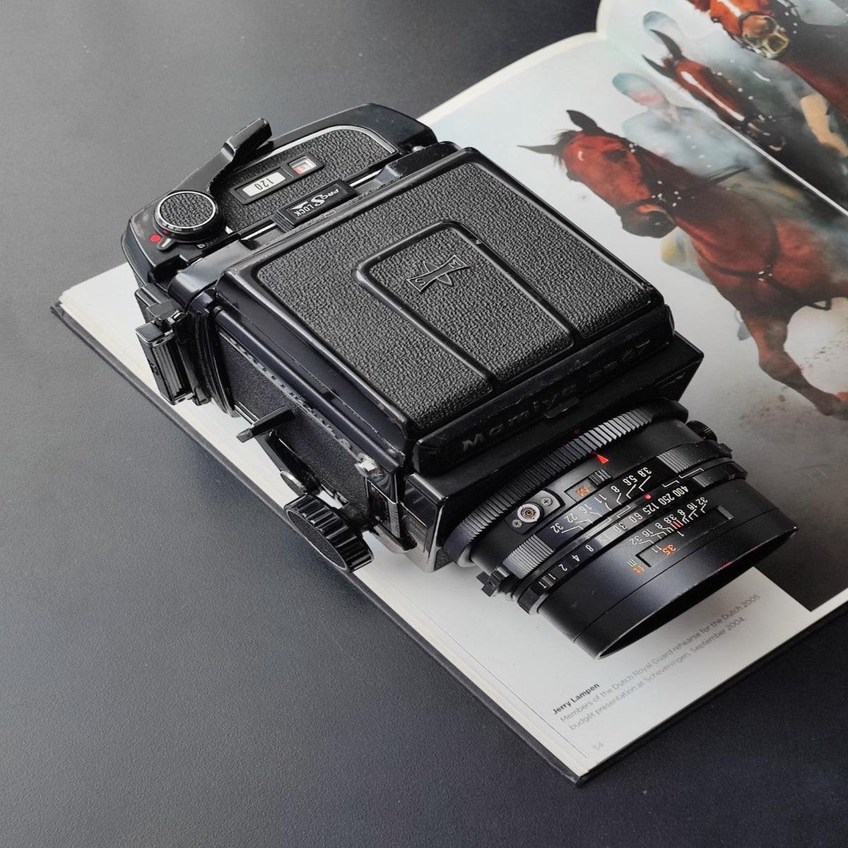 [] Mamiya RB67 Pro S
