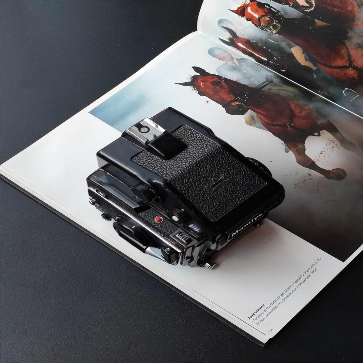 [] Mamiya M645 1000s