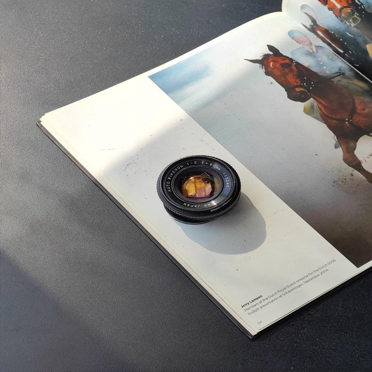50mm F2